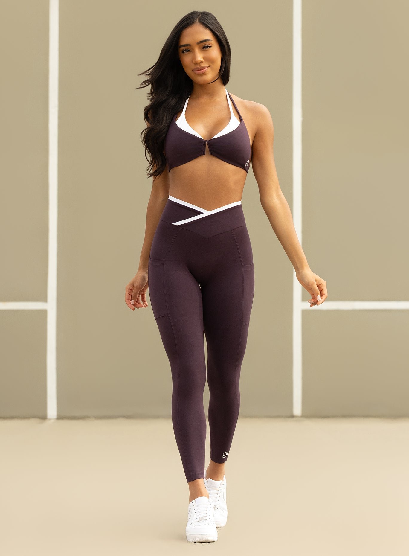 Contrast Voltage Sports Bra - Image 3